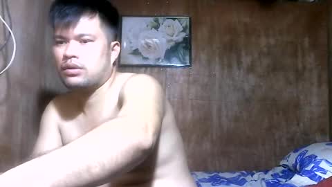 hottestpinoy2323 live room snapshot on Chaturbate