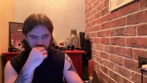 hugo__brad Momentaufnahme des Live-Raums auf Chaturbate
