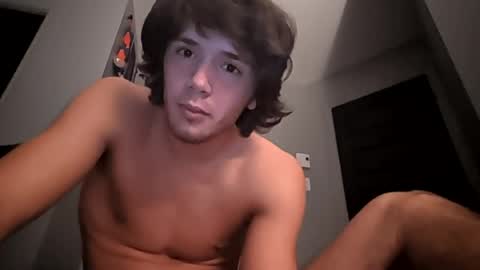 hunglikecrazyy Momentaufnahme des Live-Raums auf Chaturbate