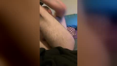 hungson94 снимок онлайн-комнаты на Chaturbate