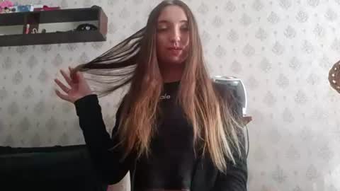 i_am_shyy live room snapshot on Chaturbate
