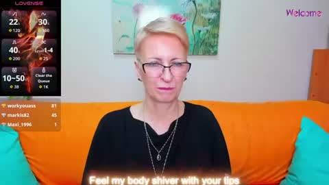 iamyourdream89 live room snapshot on Chaturbate