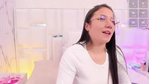 im_abbyy_ live room snapshot on Chaturbate