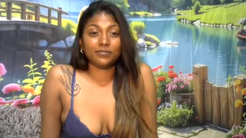 indianqtpie6 Momentaufnahme des Live-Raums auf Chaturbate