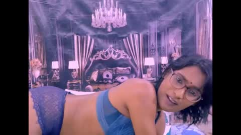 indianrebel4u2luv Momentaufnahme des Live-Raums auf Chaturbate