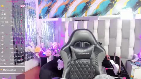 isadiazz captura de la sala en vivo en Chaturbate