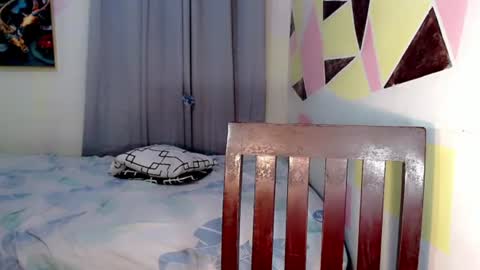 its_mirabel momentopname van live room op Chaturbate