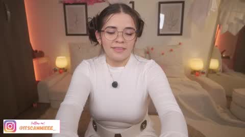 itscammieee Momentaufnahme des Live-Raums auf Chaturbate