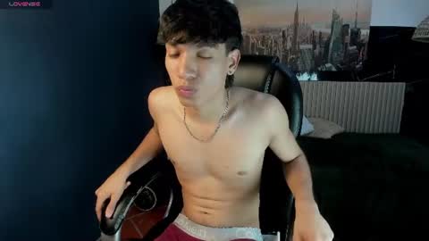 jake_falcon captura da sala ao vivo na Chaturbate