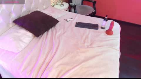 janelust_ captura de la sala en vivo en Chaturbate