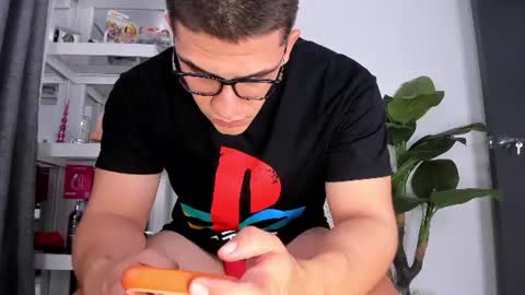 jeffdaltton captura de la sala en vivo en Chaturbate
