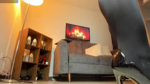 jelena_noura23 Momentaufnahme des Live-Raums auf Chaturbate