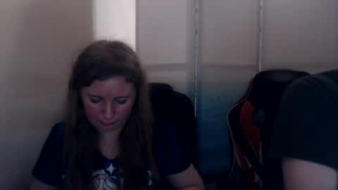 jenisandpeter captura de la sala en vivo en Chaturbate