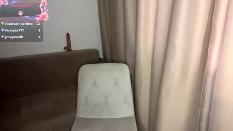jenn1fersky Momentaufnahme des Live-Raums auf Chaturbate