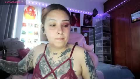 jessie_williams_01 live room snapshot on Chaturbate