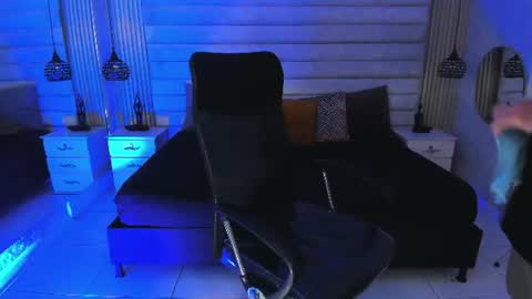 jhon_bear02 снимок онлайн-комнаты на Chaturbate