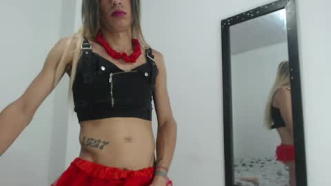 jhonny_k live room snapshot on Chaturbate