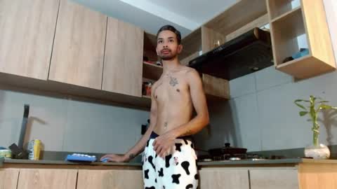 jhonsonvlatino Momentaufnahme des Live-Raums auf Chaturbate