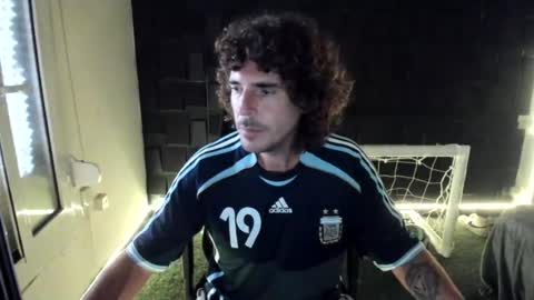 joaquin420_hot live room snapshot on Chaturbate