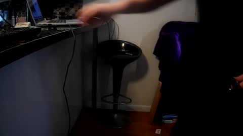 johntylerr833 Momentaufnahme des Live-Raums auf Chaturbate