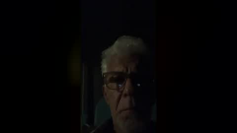 jonathanmandm captura de la sala en vivo en Chaturbate