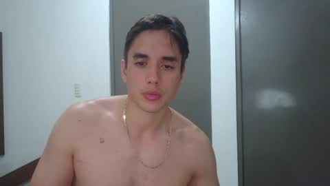 jorge124345 captura de la sala en vivo en Chaturbate