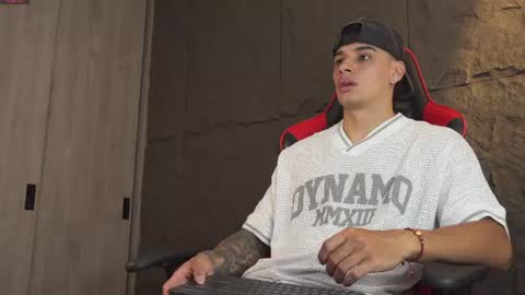 joseph__boy Momentaufnahme des Live-Raums auf Chaturbate