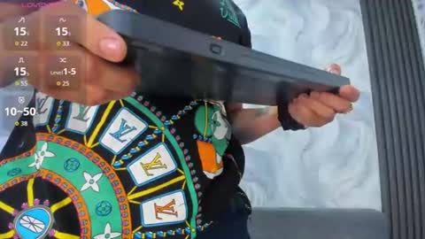 juanga_briel Momentaufnahme des Live-Raums auf Chaturbate