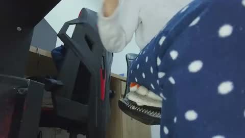 julia_roberts420 live room snapshot on Chaturbate