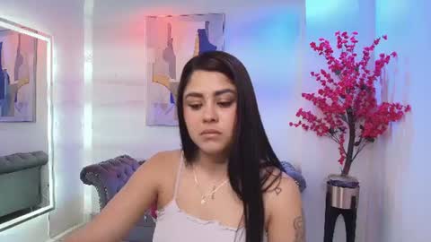 julie_vancouver Momentaufnahme des Live-Raums auf Chaturbate