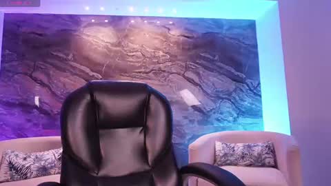 juliettemoreaux captura de la sala en vivo en Chaturbate