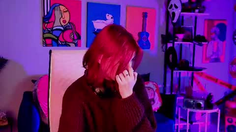 julliamoore Momentaufnahme des Live-Raums auf Chaturbate
