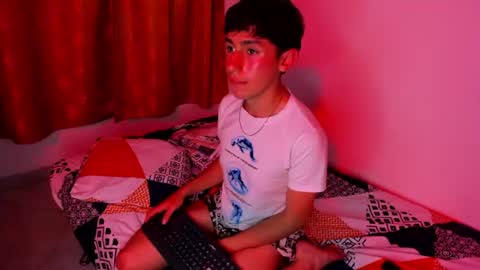 justcazz momentopname van live room op Chaturbate
