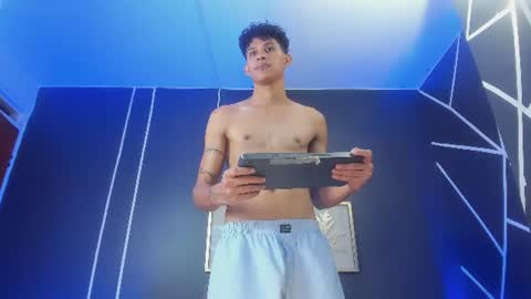 kamisuarezz Momentaufnahme des Live-Raums auf Chaturbate