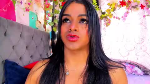karly_coffe momentopname van live room op Chaturbate