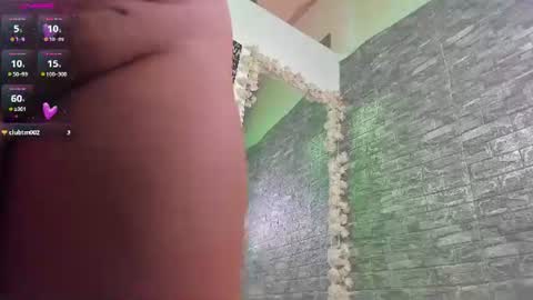 karoll__sex live room snapshot on Chaturbate