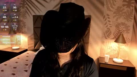 kate_michaels_ live room snapshot on Chaturbate