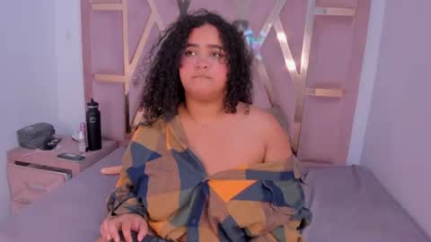 katlin_asm снимок онлайн-комнаты на Chaturbate