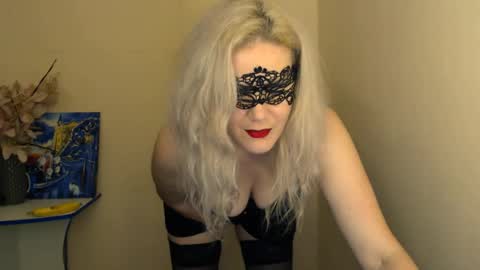 kay_franccis captura da sala ao vivo na Chaturbate