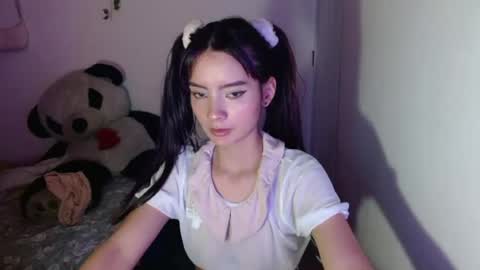 keity_russo03 captura da sala ao vivo na Chaturbate