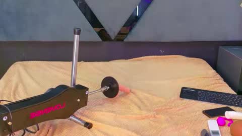 kelly_swift captura de la sala en vivo en Chaturbate