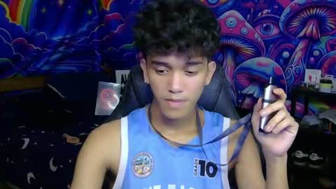 ken_bigcockxx captura de la sala en vivo en Chaturbate