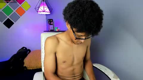 kendrick_b Momentaufnahme des Live-Raums auf Chaturbate