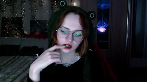 kennyomeliya Momentaufnahme des Live-Raums auf Chaturbate