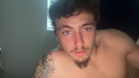 kevinrod0801 live room snapshot on Chaturbate