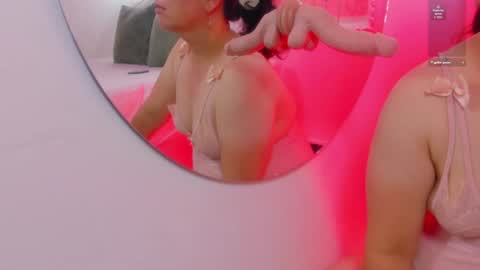 khatrina_shirley Momentaufnahme des Live-Raums auf Chaturbate