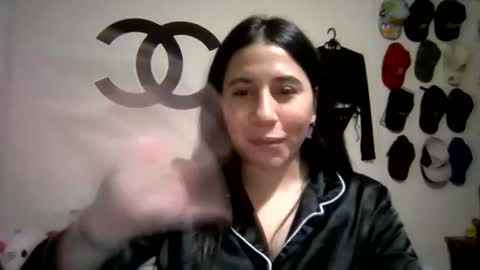 kiimy_to Momentaufnahme des Live-Raums auf Chaturbate