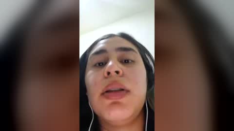kimhudson7 снимок онлайн-комнаты на Chaturbate