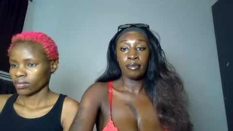 kinky_leila Momentaufnahme des Live-Raums auf Chaturbate