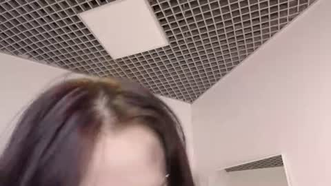 kittynuarr live room snapshot on Chaturbate